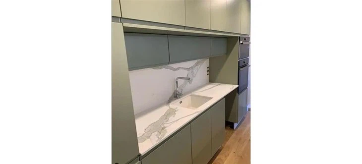 difference between statuario and calacatta marble