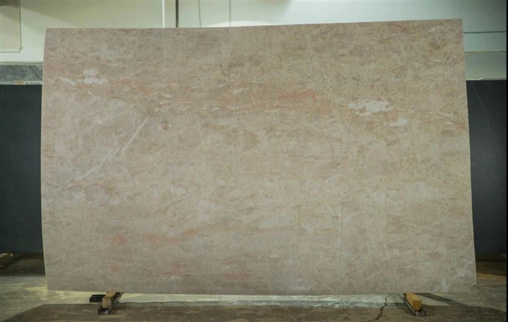 Madre Perla Quartzite